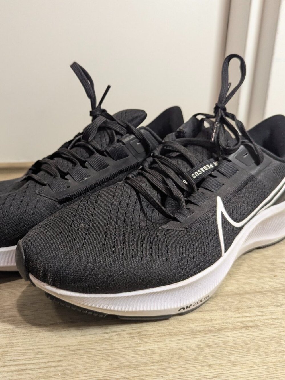 Nike Air Zoom Pegasus 38 Women's 11.5 Black/White